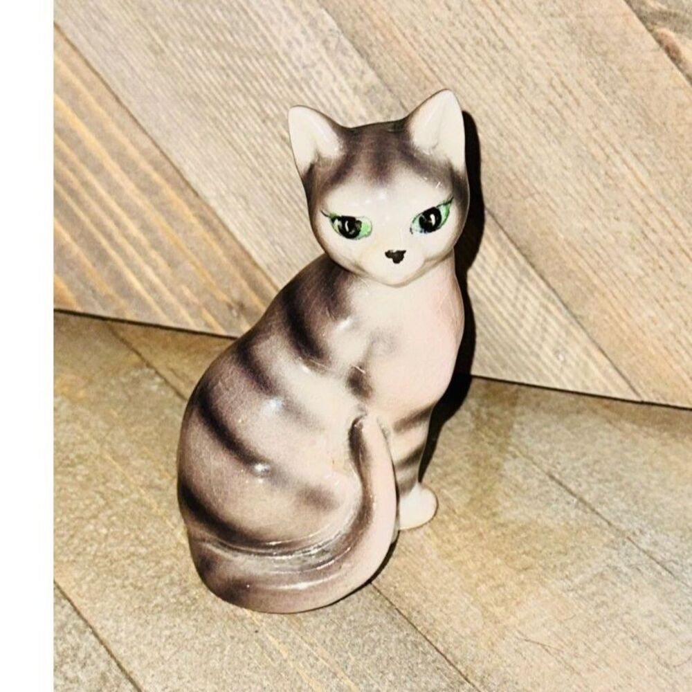 Vtg Tabby Cat Figurine Japan 4" Ceramic Trinket Grandma Cottage Core